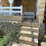 Con Vista Mare, Macchie דירה